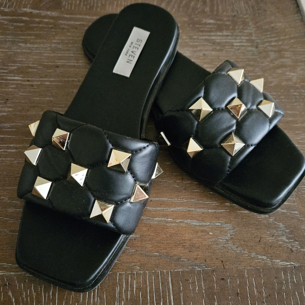STEVEN New York Yemie Black/Gold Studded Slide Sandals Size 9.5